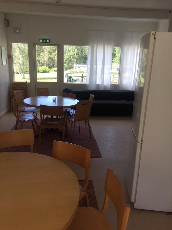 Haellestrand Seaview Apartment Stromstad